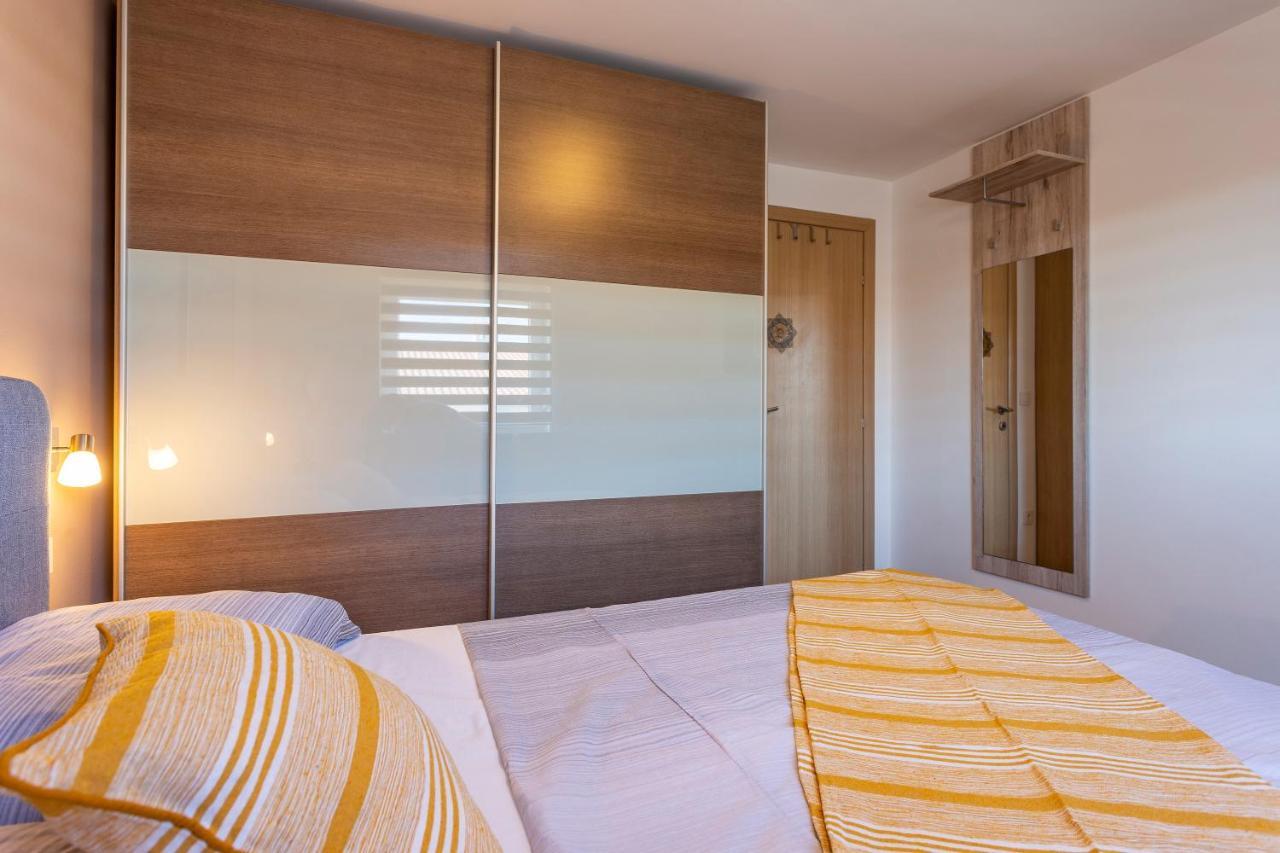 Apartman Ember Pula Extérieur photo
