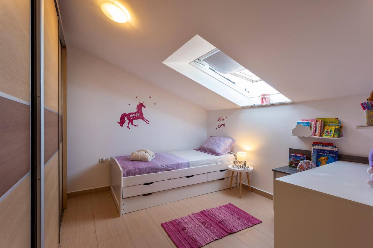 Apartman Ember Pula Extérieur photo
