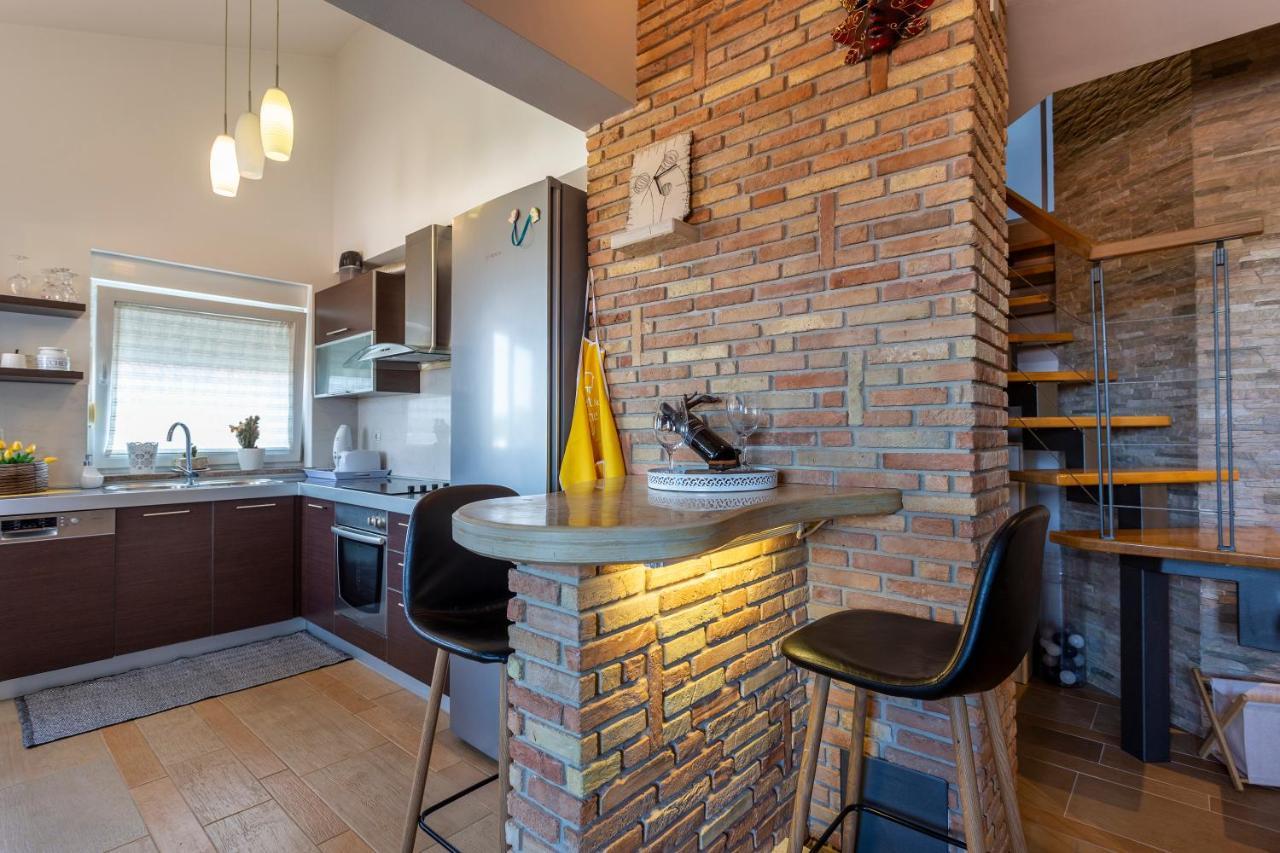 Apartman Ember Pula Extérieur photo